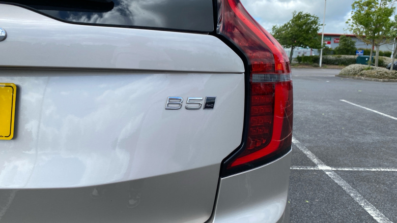 Volvo XC90 2.0 B5P Ultra Dark 5dr AWD Geartronic Petrol Estate